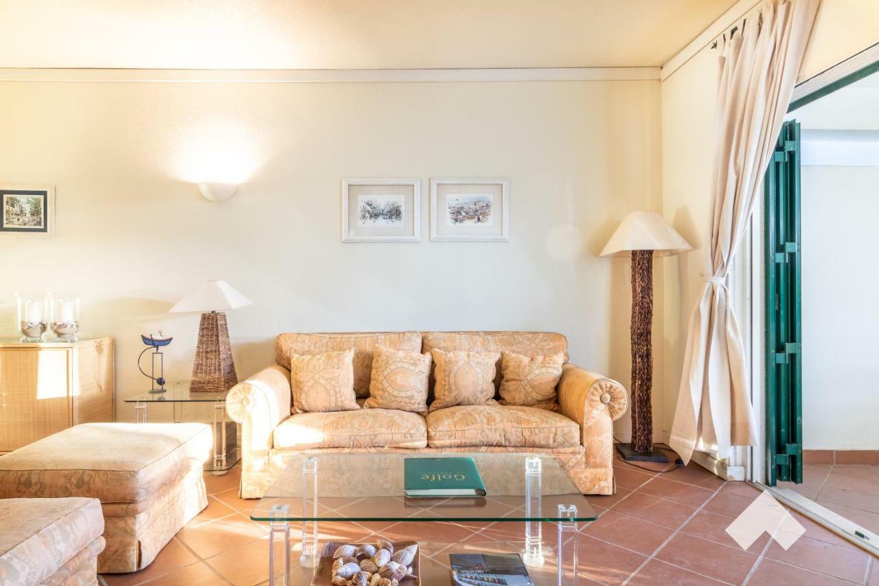 Spacious Villa In Jardim Do Golfe • Pool Картейра Экстерьер фото